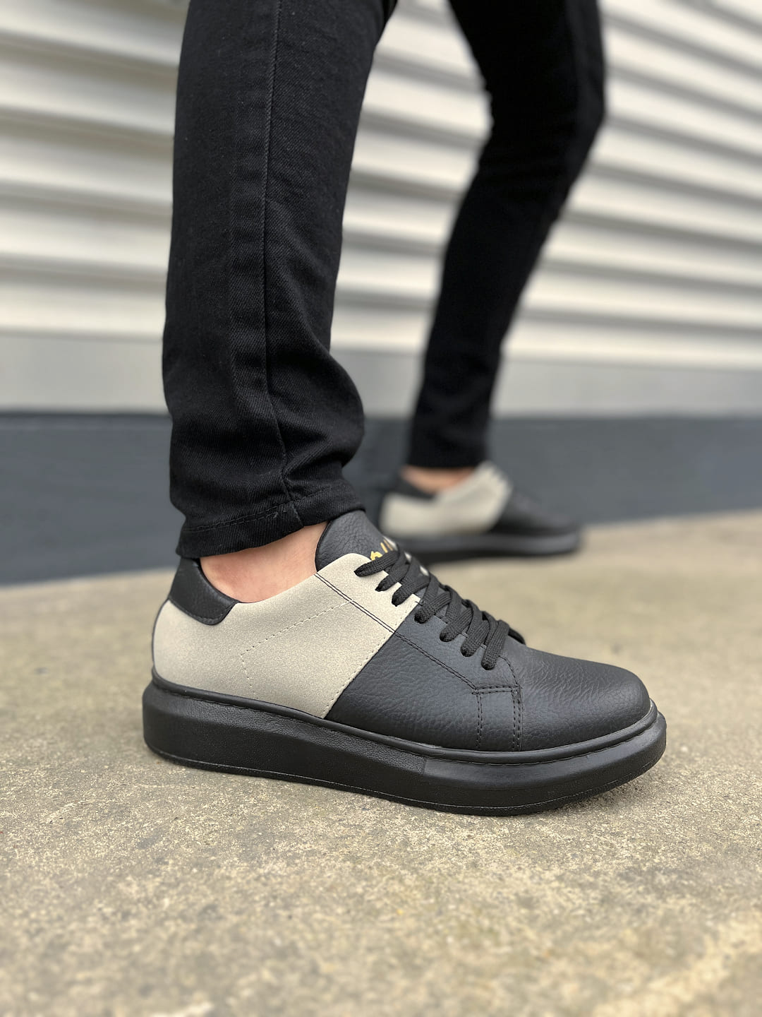 JY151 Boost Bağcıklı Cilt Süet Erkek Günlük Sneaker Ayakkabı CSST - Siyah/Gri