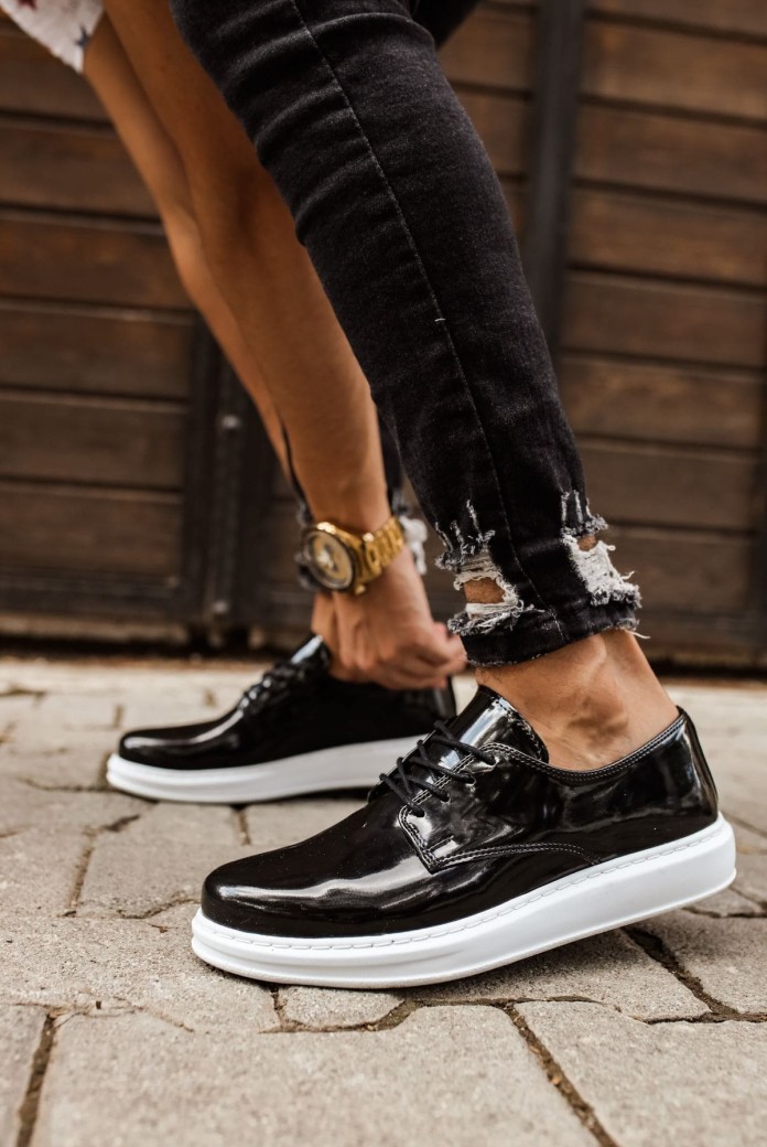 CH003 Pelle Verniciata Classica Erkek Günlük Bağcıklı Rugan Klasik Ayakkabı RBT - Siyah CH003 Pelle Verniciata Classica Erkek Günlük Bağcıklı Rugan Klasik Ayakkabı RBT - Siyah