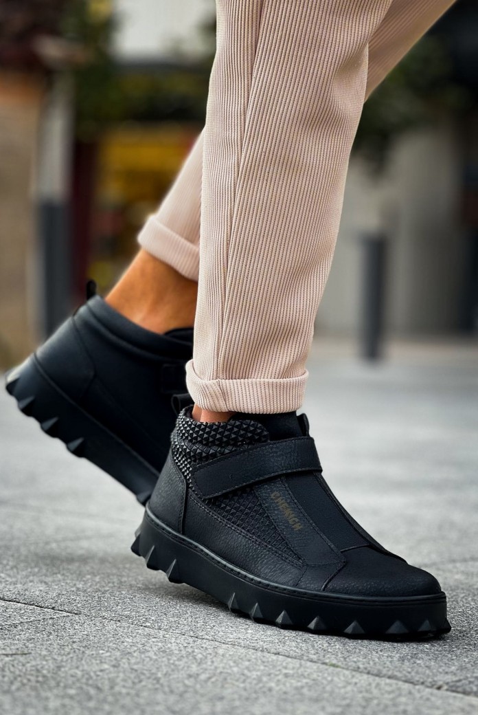 CH103 Pyramid Long Erkek Spor Günlük Bağcıksız Cırtlı Cilt Bot CST - Siyah CH103 Pyramid Long Erkek Spor Günlük Bağcıksız Cırtlı Cilt Bot CST - Siyah