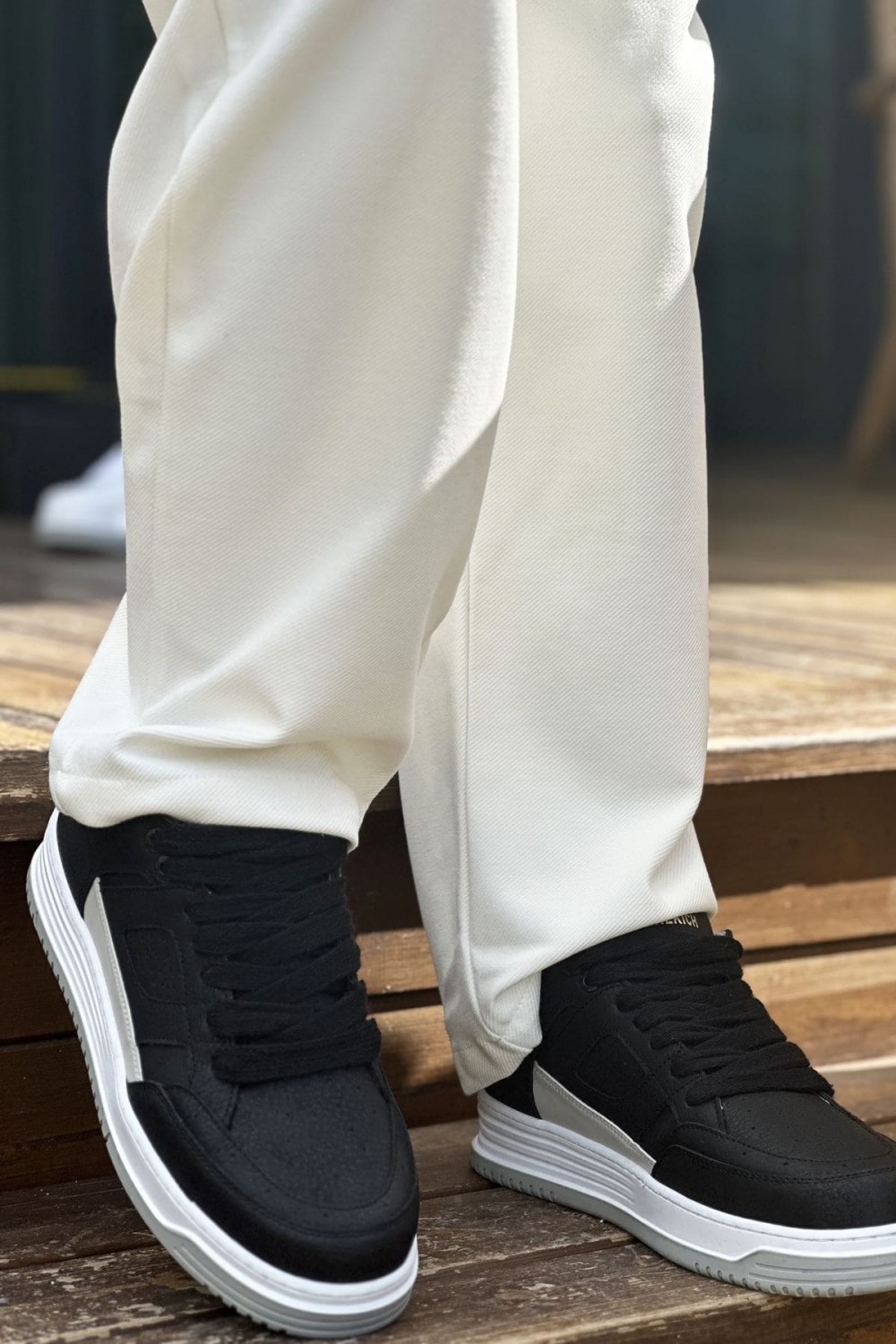 CH2410 Avax Erkek Günlük Bağcıklı Cilt Spor Sneaker Ayakkabı CBT - Siyah CH2410 Avax Erkek Günlük Bağcıklı Cilt Spor Sneaker Ayakkabı CBT - Siyah