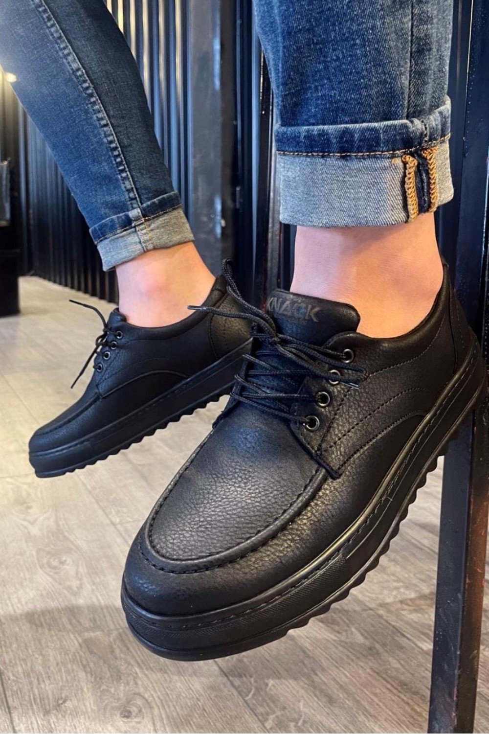 KN-T12 Erkek Günlük Bağcıklı Cilt Klasik Ayakkabı CST - Siyah