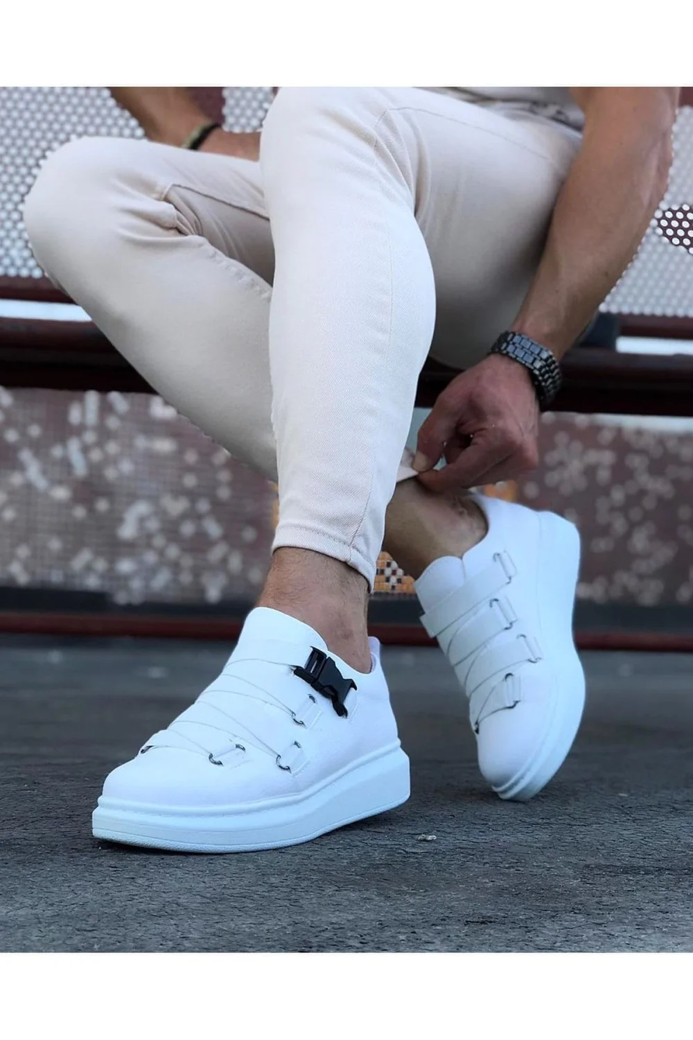 WG033 Erkek Günlük Tokalı Cilt Spor Sneaker Ayakkabı CBT - Beyaz WG033 Erkek Günlük Tokalı Cilt Spor Sneaker Ayakkabı CBT - Beyaz
